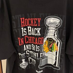 Chicago Blackhawks NHL 2010 Stanley Cup champions T-Shirt size XL. Short sleeve.